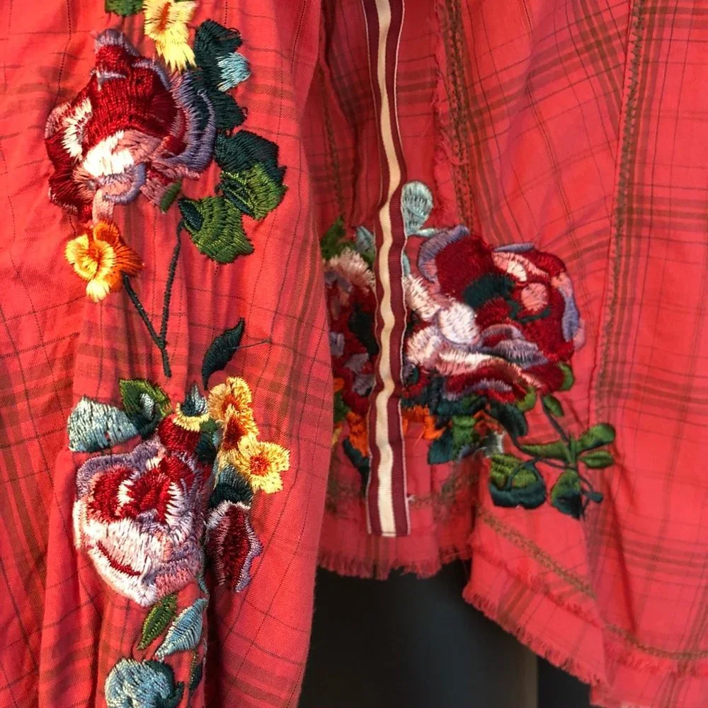 Johnny Was - 3J Workshop “Fairy Tales” Embellished Embroidered Button Shirt S_4